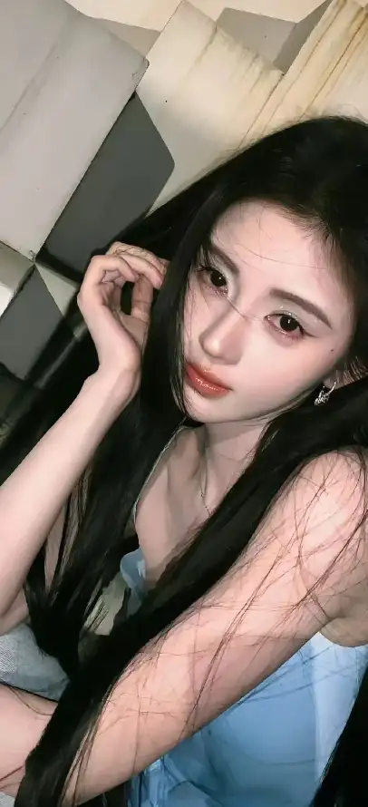 久久婷婷综合缴情亚洲狠狠体验：爆乳女仆高潮在线观看与精品无码推荐